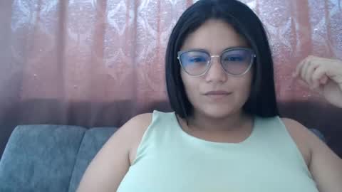 natty_santamaria online show from August 9, 3:37 pm