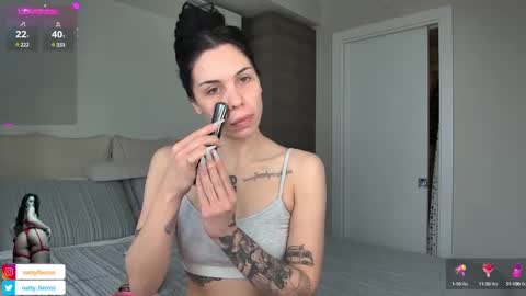 Snapshot of nattywithoutdaddy chatting on January 5, 9:14 pm NATTY FIERROS online show from January 5, 9:14 pm