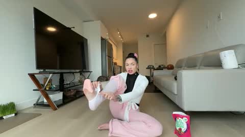 NATTY FIERROS online show from November 3, 8:46 pm