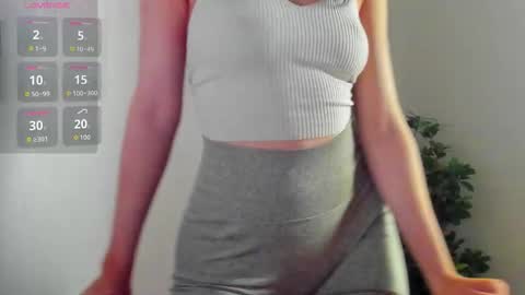 peach online show from December 3, 9:00 am