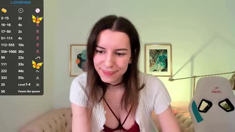 Snapshot of naturelly chatting on January 25, 1:46 pm Melisa FOLLOW ME online show from January 25, 1:46 pm