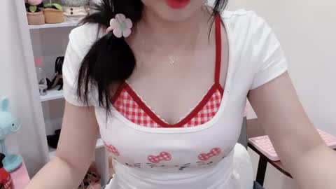 Kiki online show from June 19, 9:24 am