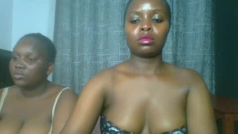 naughtty_bella8 online show from July 11, 10:32 pm