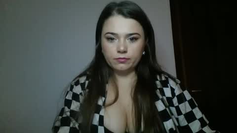 evelyn online show from October 22, 11:04 am