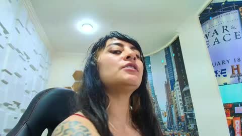 Kitten online show from April 1, 11:33 am