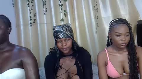 naughty online show from November 4, 8:25 pm