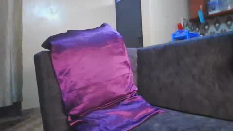 Snapshot of naughty_nilla chatting on October 10, 3:06 pm naughty_nilla online show from October 10, 3:06 pm