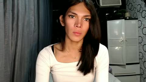 Ariela online show from June 14, 5:35 pm