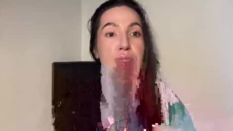 Elena online show from December 4, 9:00 am