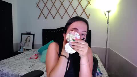 Snapshot of naughtygirl_mmm chatting on September 29, 7:41 pm Valeria online show from September 29, 7:41 pm