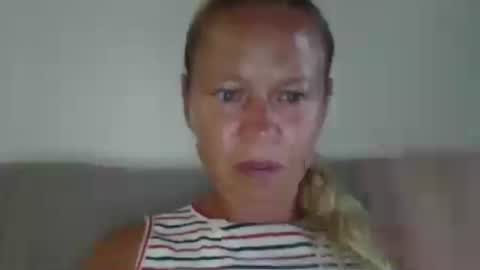 naughtyjennyblondeuk online show from June 29, 7:35 pm