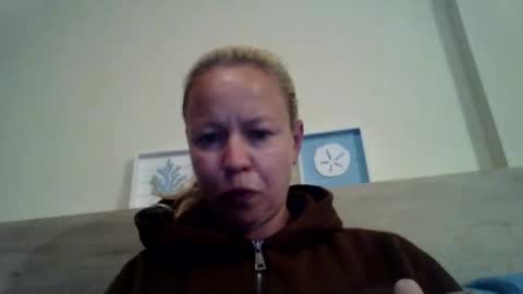 naughtyjennyblondeuk online show from May 8, 7:05 pm