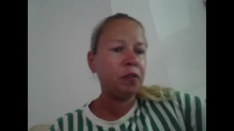 naughtyjennyblondeuk online show from June 10, 7:01 pm