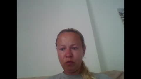 naughtyjennyblondeuk online show from June 1, 6:20 pm