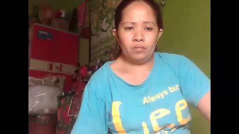 naughtymom26 online show from May 5, 6:38 am