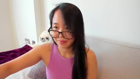 Gigi Chu  online show from February 20, 3:52 pm