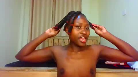 naughtyqueen12 online show from October 2, 3:11 am