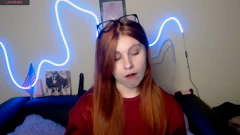 Snapshot of naughtysandy11 chatting on October 7, 11:14 am naughtysandy11 online show from October 7, 11:14 am