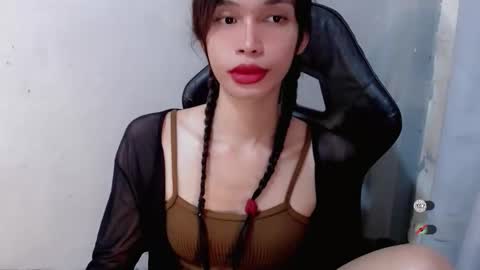 Snapshot of naughtysunshinepinay chatting on September 28, 9:14 am Celine online show from September 28, 9:14 am