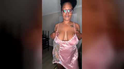 nayandk26 online show from June 5, 8:59 pm