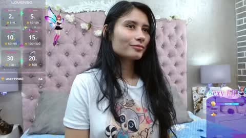 Snapshot of nayecloud chatting on January 23, 3:48 am Naye online show from January 23, 3:48 am