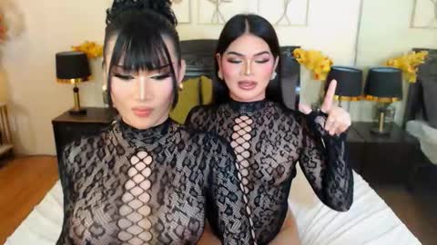 nayumi online show from November 17, 5:24 pm