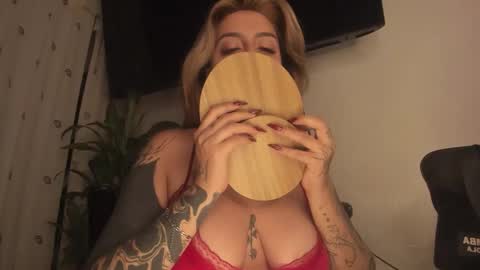 nazzz10 online show from May 31, 12:44 pm