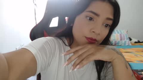 Snapshot of nebyula_star chatting on January 19, 10:39 pm Nebyula online show from January 19, 10:39 pm