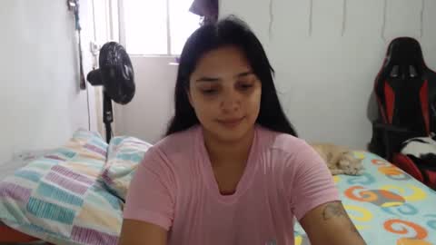 Snapshot of nebyula_star chatting on December 22, 10:25 pm Nebyula online show from December 22, 10:25 pm