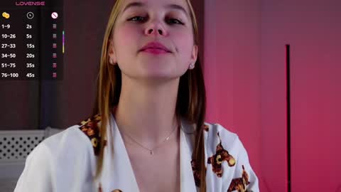 Lana online show from February 7, 1:47 am