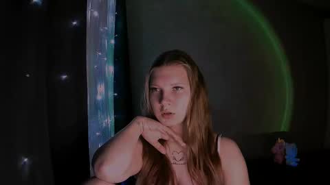 Nelli online show from December 17, 8:57 pm