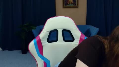 Nelli online show from March 2, 7:31 pm