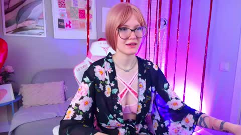 Nelly online show from February 15, 4:12 pm