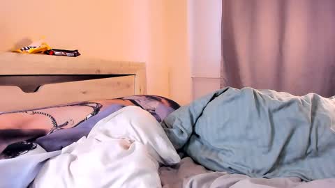 nelly_yy online show from February 1, 12:05 pm