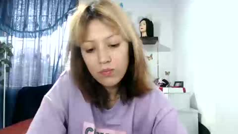 Snapshot of nena_lov chatting on February 21, 5:31 pm Star online show from February 21, 5:31 pm