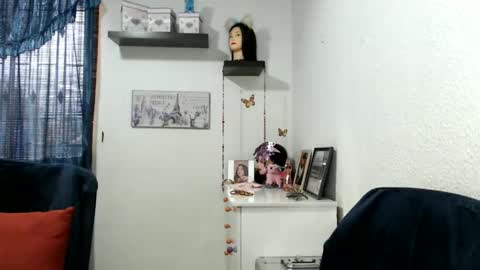 Snapshot of nena_lov chatting on February 25, 3:52 pm Star online show from February 25, 3:52 pm