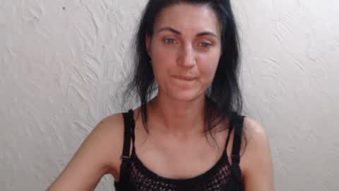 Nensy online show from June 4, 2:43 pm