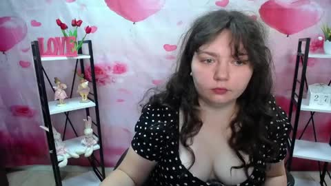 NeonilaLisova online show from May 27, 5:04 am