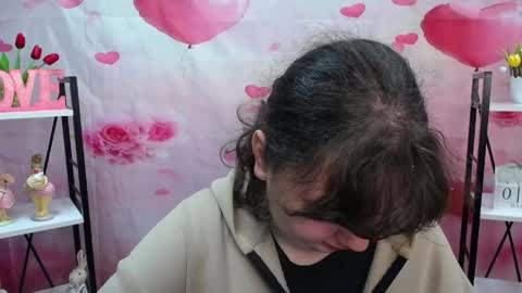 NeonilaLisova online show from May 3, 5:11 am