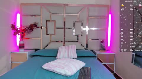 Nesli  online show from March 28, 3:22 pm