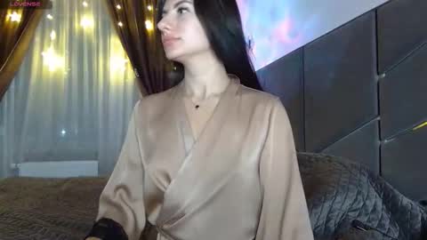 Nessy online show from November 28, 5:27 pm