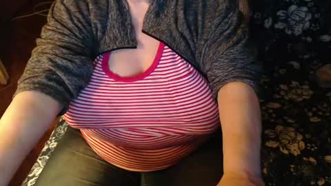 Lilly  online show from April 14, 3:06 am