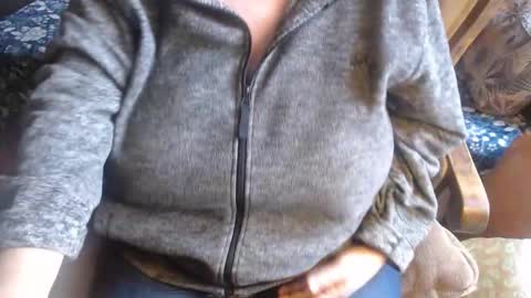 Lilly  online show from November 15, 10:27 am