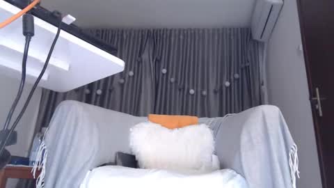 Im Ana ntmu...Please dontt forget to give thump up and follow me kiss online show from November 12, 8:40 pm