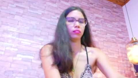 nextdoor_fantasy online show from May 27, 3:47 am