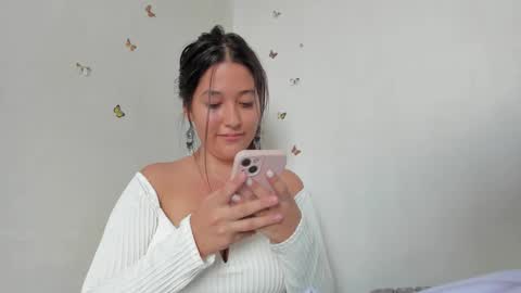 nhefertary online show from October 8, 8:57 pm