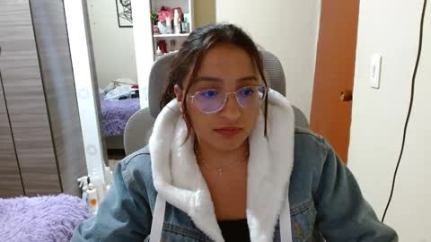 Dani online show from February 12, 5:09 am