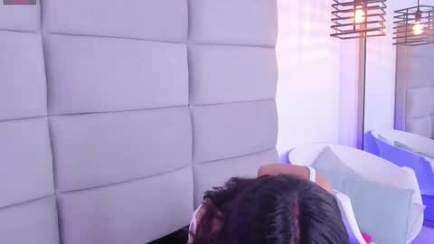 Nia online show from January 19, 12:56 pm