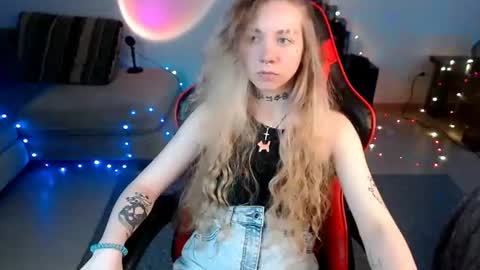 nica_kawaii online show from June 23, 3:21 pm