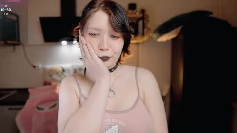 nickari_x online show from May 28, 5:38 am
